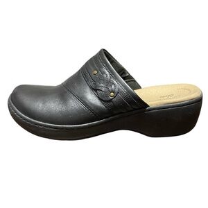Clarks Collection Mules Clogs Women’s 7.5 W Black Leather Slip On Shoes